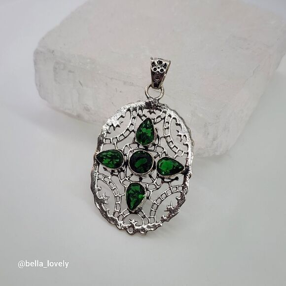 Peridot Filigree Silver Plated Antique Style Pendant 2.4" - Picture 3 of 3